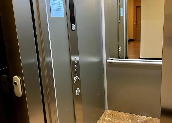 Sunny By The Sea With Garage Appartamento