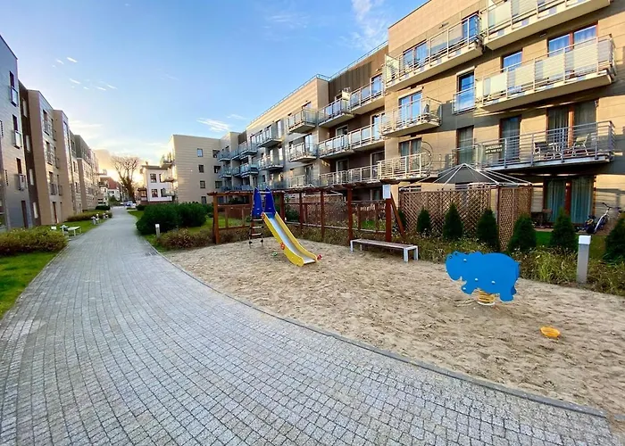 Sunny By The Sea With Garage